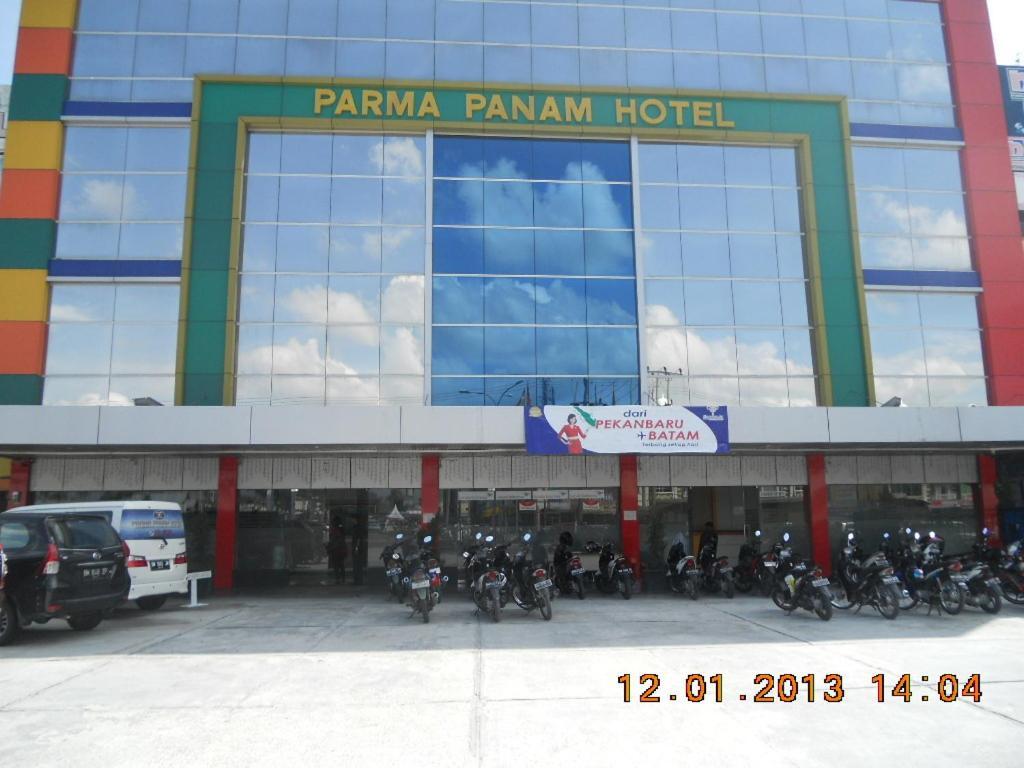 Parma Panam Hotel Pekanbaru Exterior photo